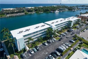 2800 Ne 30th Avenue 10 D, Lighthouse Point 2800 Ne 30th Avenue 10 D, Lighthouse Point