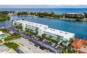 2800 Ne 30th Avenue 11d, Lighthouse Point 2800 Ne 30th Avenue 11d, Lighthouse Point