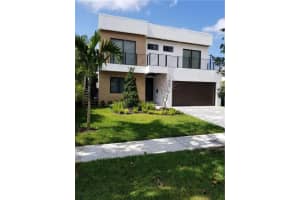 1208 2nd St
