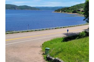 6975 S Blvd.de La Grande Baie Sud, Other