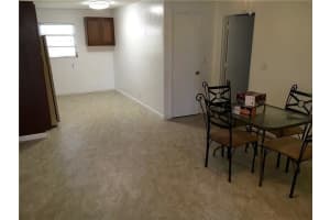 161 Nw 40th St, Oakland Park