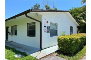 513 Sw 2nd Court, Pompano Beach