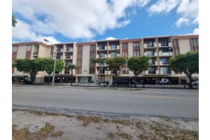 1075 W 68th Street 112, Hialeah