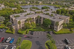 5310 Las Verdes Cir 220