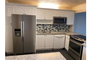 290 Racquet Club Road 205, Weston