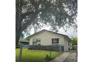 2942 Nw 6th Ct, Pompano Beach