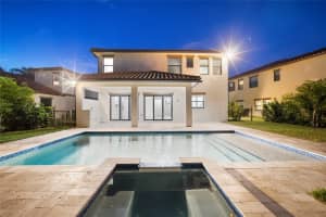 8202 Nw 110th Lane, Parkland