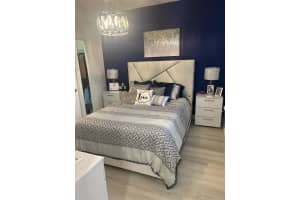 851 Ne 211th Street, Miami