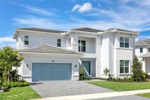 9224 Crestview Circle, Palm Beach Gardens