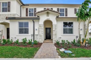 12209 Nw 24th Place, Miami