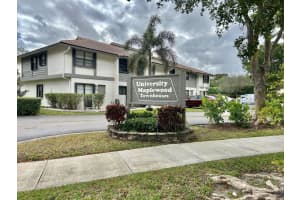 9760 Nw 14 Street 25, Coral Springs
