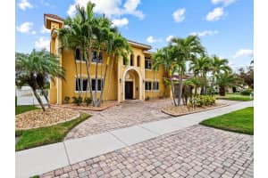 1512 Se 12th St, Deerfield Beach