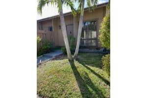 21118 Ne 5 Ct 1, North Miami Beach