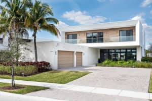 16553 Botaniko Drive, Weston