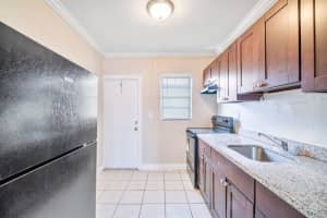 704 Nw 14th Terrace 4, Fort Lauderdale