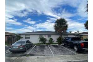 5709 Nw 27th Court, Fort Lauderdale