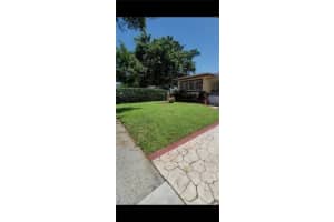 1570 Ne 159th Street, North Miami Beach