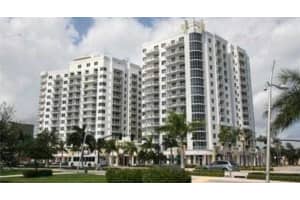 1830 Radius Dr 1006, Hollywood