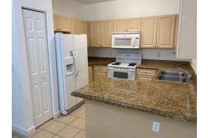 376 Ne 26th Ter 101, Homestead