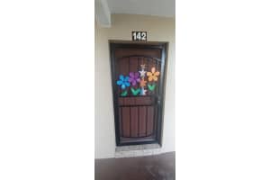 2601 Nw 48th Ter 142, Lauderdale Lakes