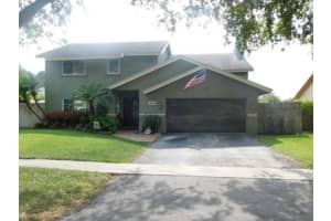 4911 Sw 101st Avenue, Cooper City