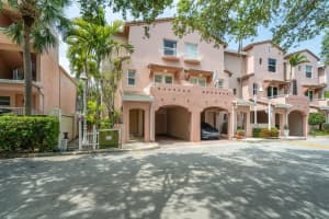 2005 Oceanwalk Ter 300, Pompano Beach