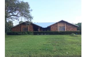 800 French Creek Lane, Fort Pierce