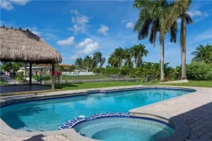 8165 Nw 182nd Street, Hialeah 8165 Nw 182nd Street, Hialeah