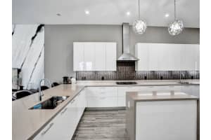 5742 Brookfield Cir, Fort Lauderdale