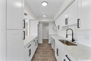 4174 Inverrary Drive 1002, Lauderhill