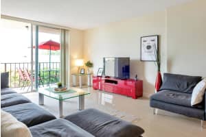 1009 N Ocean Blvd 409, Pompano Beach