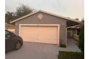 134 Sparrow Dr A, Royal Palm Beach