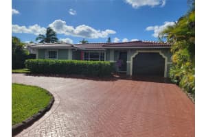10216 Nw 83rd St, Tamarac