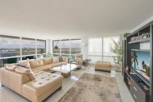 2751 S Ocean Dr 1401n, Hollywood