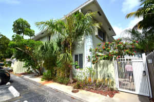 1423 Holly Heights Dr 13, Fort Lauderdale