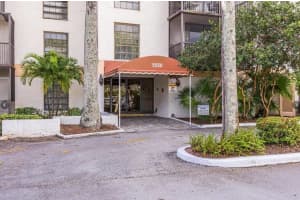 5550 Nw 44th St 410-b, Lauderhill