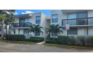 320 Nw 87th Dr 114, Plantation