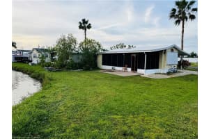 33 N Lakeside, Lake Placid