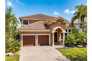 8132 Bradford Way, Parkland
