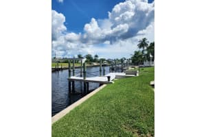 5325 Cocoa Ct, Cape Coral