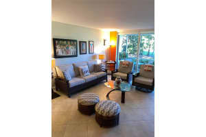 4031 N Cypress Drive 101, Pompano Beach