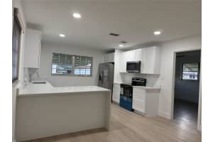 504 Sandpiper Cir 504, Delray Beach
