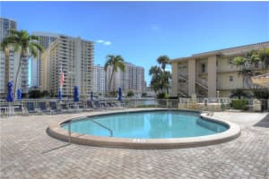2600 Diana 114, Hallandale Beach