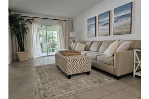 3216 Se 8th St 105, Pompano Beach