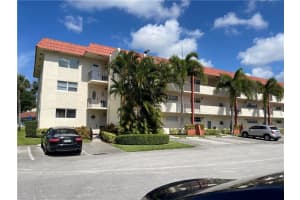 9410 N Hollybrook Lake Dr 310, Pembroke Pines