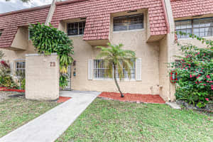 73 Ann Lee Lane, Tamarac
