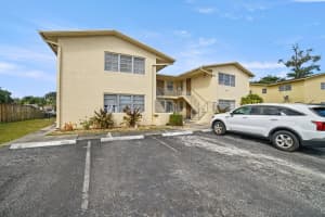 461 Sunshine Dr 6, Coconut Creek