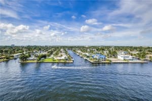521 N Riverside Dr 202, Pompano Beach