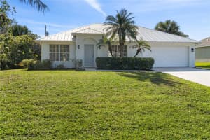 1055 18th Street, Vero Beach