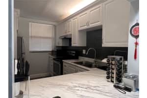 8437 Forest Hills Dr 203, Coral Springs
